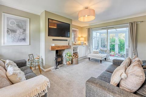 undefined, 6 Queens Gardens, Codsall, Wolverhampton, WV8 2EP