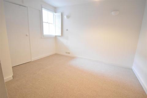 2 bedroom apartment to rent, Cadogan Road, Surbiton