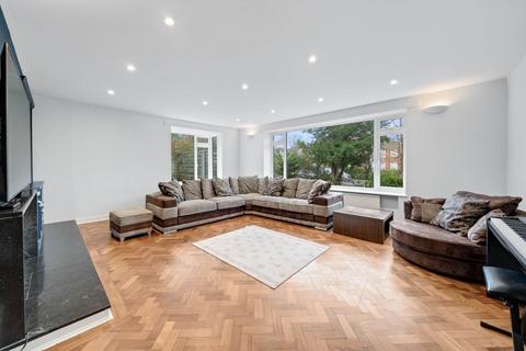 undefined, Alleyn Park, West Dulwich, SE21