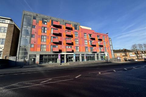 1 bedroom apartment to rent, Imperial Drive, Harrow