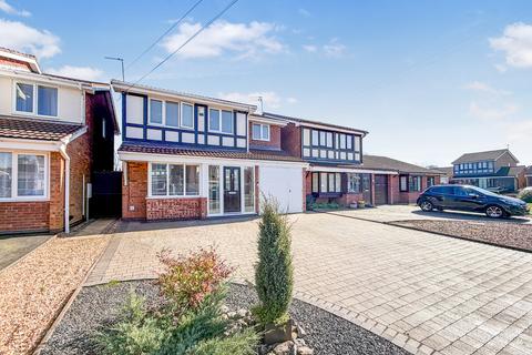 4 bedroom detached house for sale, Brookfield Way, Tipton, West Midlands