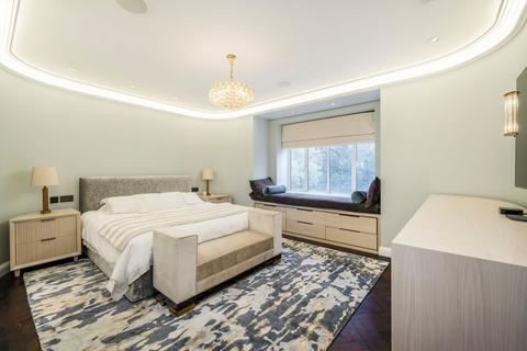 2 bedroom flat for sale, Upper Grosvenor Street, London W1K