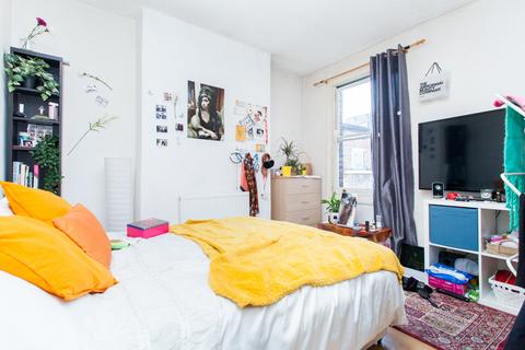 undefined, Margaret Road, London N16