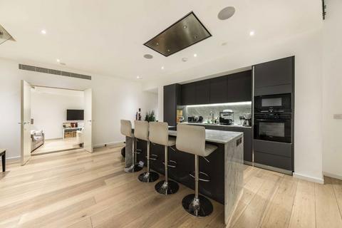 2 bedroom flat to rent, Lovat Lane, London EC3R