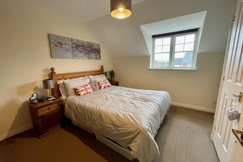 2 bedroom house to rent, Warres Road, Taunton, Somerset