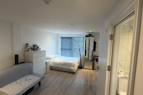 undefined, Alfred Road, LONDON