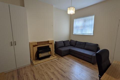 undefined, City Road, Birmingham, B16