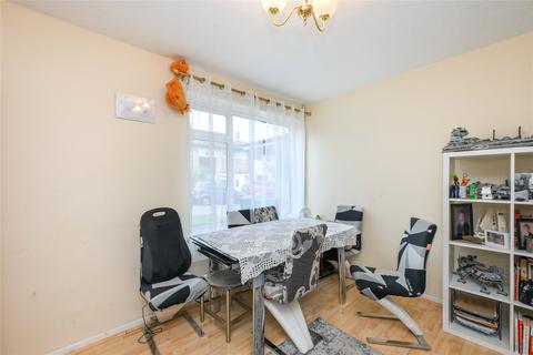 2 bedroom house to rent, Rushes Mead, Harlow, CM18
