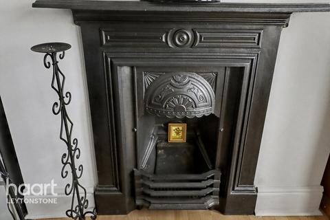 2 bedroom flat for sale, Poppleton Road, Leytonstone