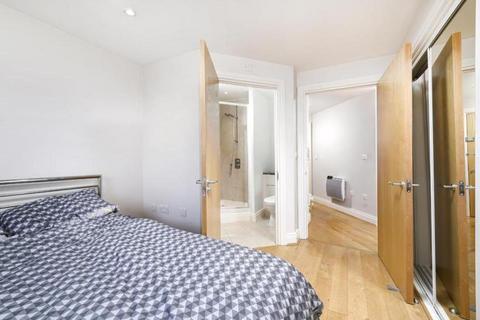 2 bedroom apartment to rent, South Wharf Road, London W2