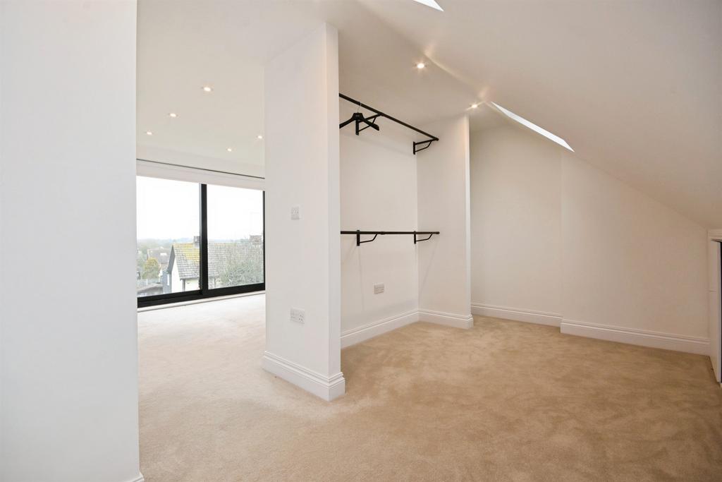 Walk-in wardrobe