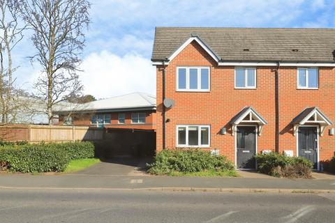 3 bedroom semi-detached house for sale, Goldthorn Road, Kidderminster