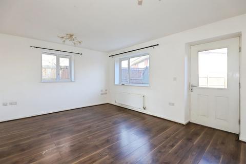 3 bedroom semi-detached house for sale, Goldthorn Road, Kidderminster