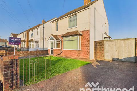 undefined, Kingsnorth Road, Kingsnorth, Ashford, TN23