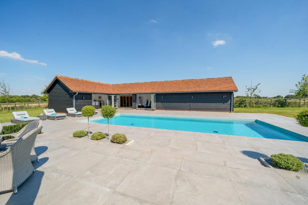 Outbuilding