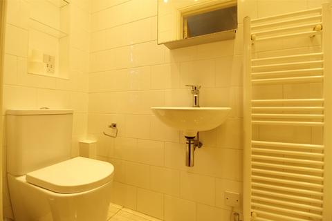 2 bedroom apartment to rent, Apsley Road, Somerset BS8