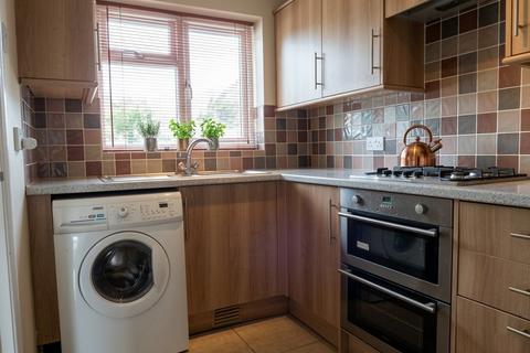3 bedroom terraced house for sale, Adnitt Road, Rushden