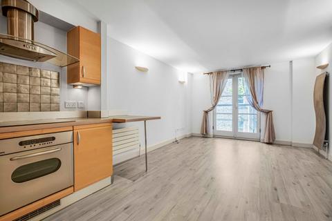 1 bedroom flat to rent, Earl's Court Square, London, SW5