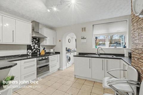 undefined, Wentworth Avenue, MACCLESFIELD