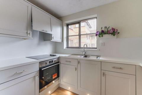 1 bedroom flat to rent, Somerset Gardens, Tottenham N17