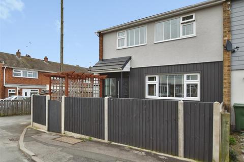 3 bedroom end of terrace house for sale, Stanley Avenue, Hornsea HU18