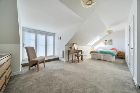 3 bedroom chalet for sale, Oak Rise, Hawkinge, CT18
