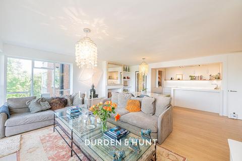 undefined, New Wanstead, London E11