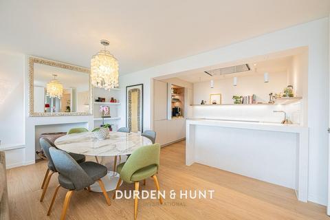 undefined, New Wanstead, London E11