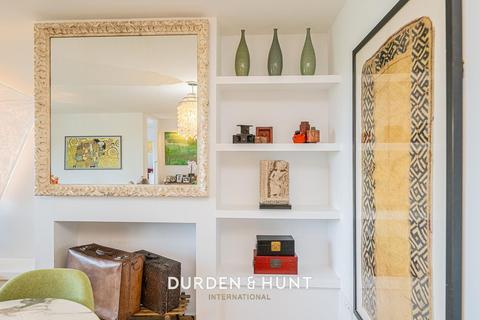 undefined, New Wanstead, London E11