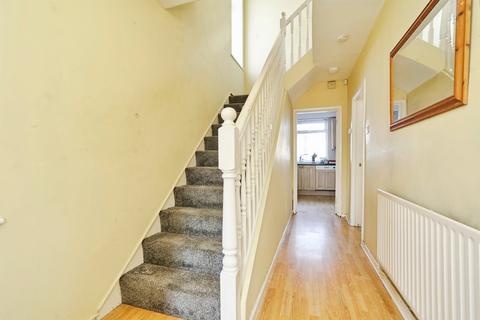 undefined, Ringwood Avenue, Leeds
