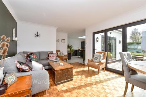 4 bedroom detached house for sale, Chapmans Hill, Meopham DA13