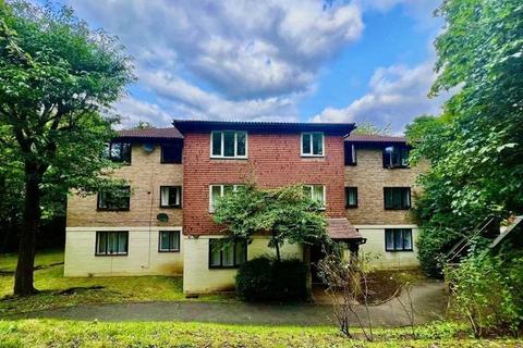 Fairbairn Close, Purley