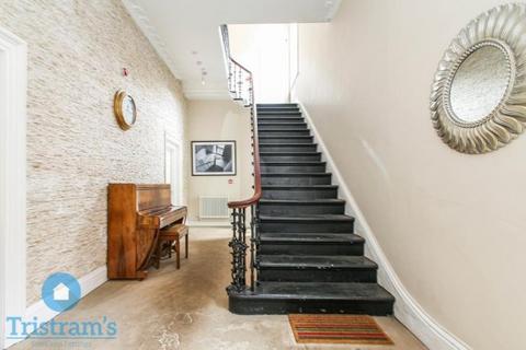 2 bedroom house share to rent, Church Street