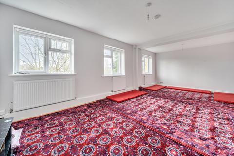 3 bedroom maisonette for sale, Radcliffe Way, Northolt