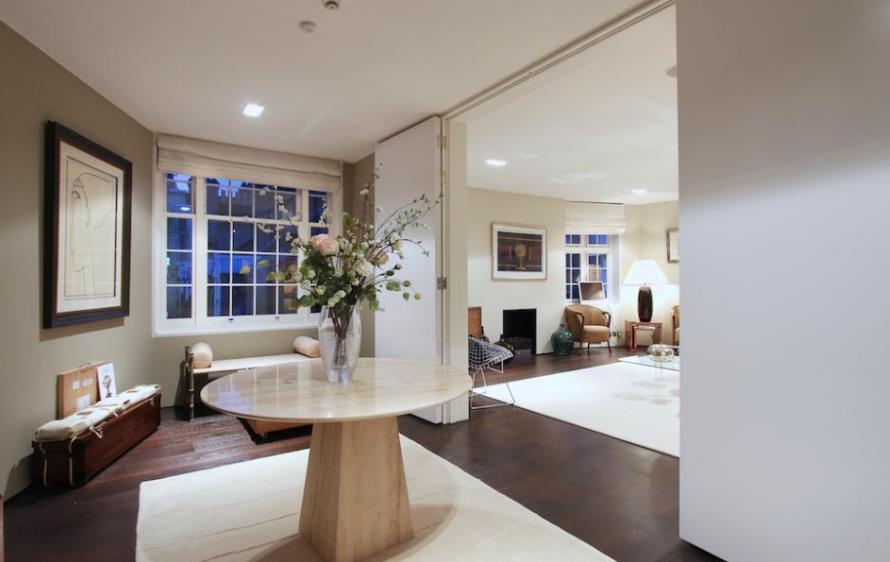 8v YMp Btq1 Uu N3 FBd5 Oeio Q.png