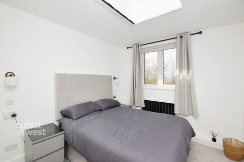 undefined, Mulgrave Road Sutton SM2