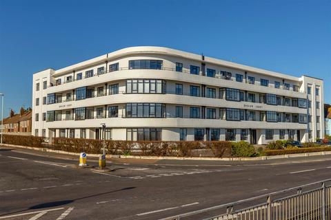 3 bedroom flat for sale, Brighton Road, Worthing