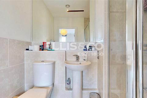 undefined, Hatton Road, Wembley, HA0