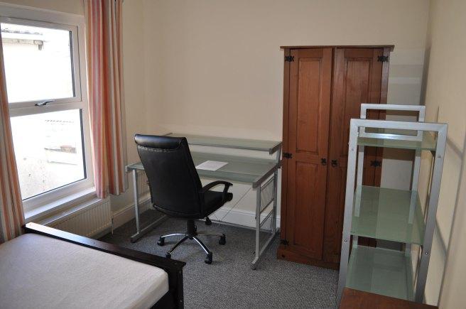 Baglan-street-sa1-8jz-1061443