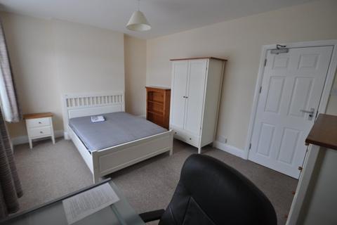 5 bedroom house share to rent, Wern Fawr Road