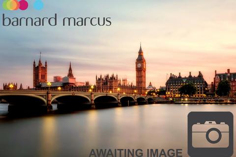 undefined, High Street, LONDON