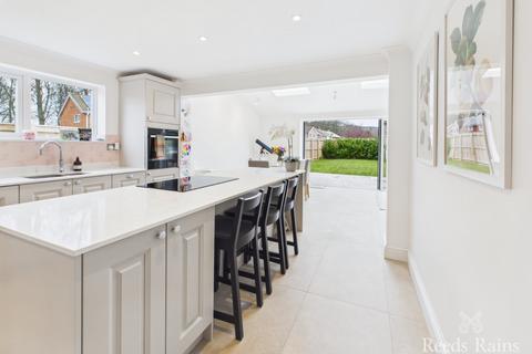 4 bedroom detached house for sale, Rosedale Crescent, North Yorkshire TS14