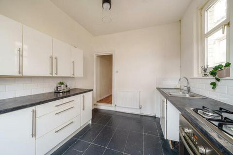 undefined, Fawcett Road, Southsea PO4