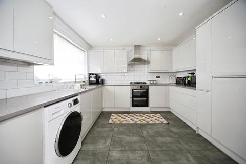 undefined, Telscombe Way, Luton