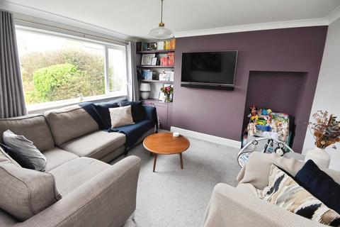 3 bedroom semi-detached house for sale, Dorewards Avenue, Braintree