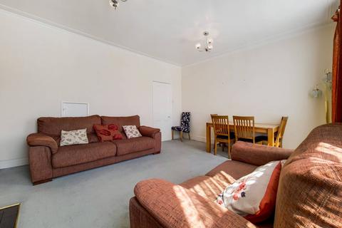 2 bedroom flat to rent, .Coldharbour Lane, Brixton, London, SE5