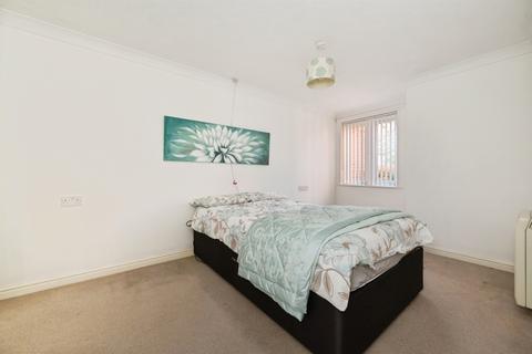 1 bedroom retirement property for sale, Archers Road, Eastleigh