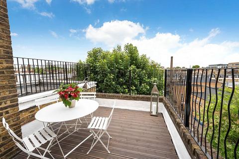 2 bedroom terraced house to rent, Redcliffe Gardens, London, SW10