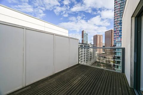 3 bedroom flat to rent, 5 Victory Parade, London E20