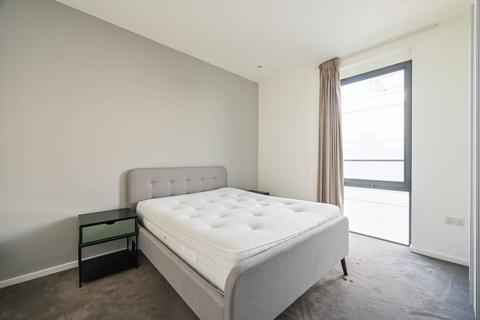 3 bedroom flat to rent, 5 Victory Parade, London E20